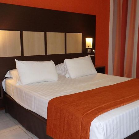 Central Hotel Καγιέν Εξωτερικό φωτογραφία