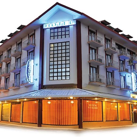 Central Hotel Καγιέν Εξωτερικό φωτογραφία